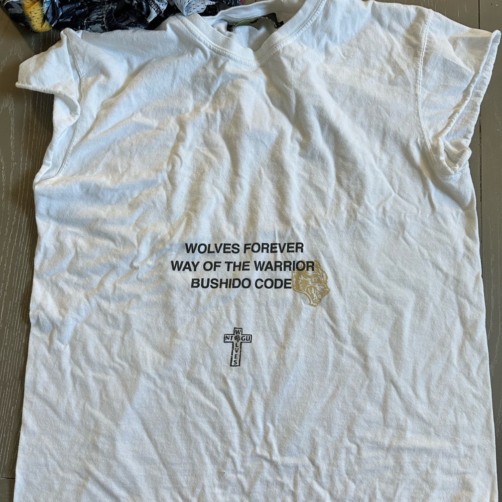 DARC SPORT CAP SLEEVE SZ LARGE